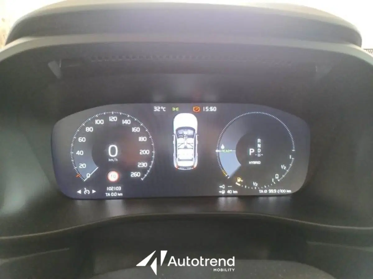 Volvo XC40 usata a Bari (20)