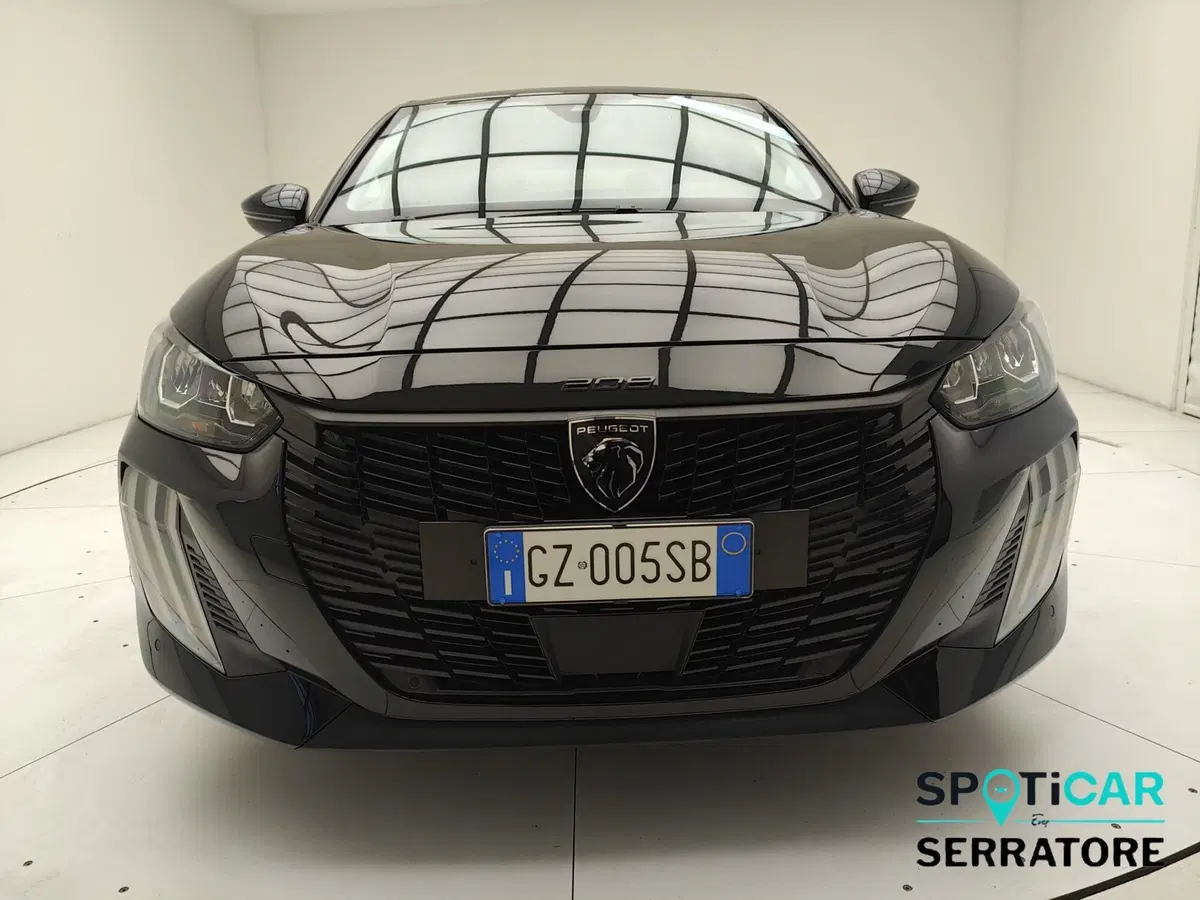 Peugeot 208 usata a Como (2)