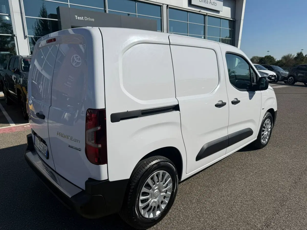 Toyota Proace City Electric usata a Piacenza (3)