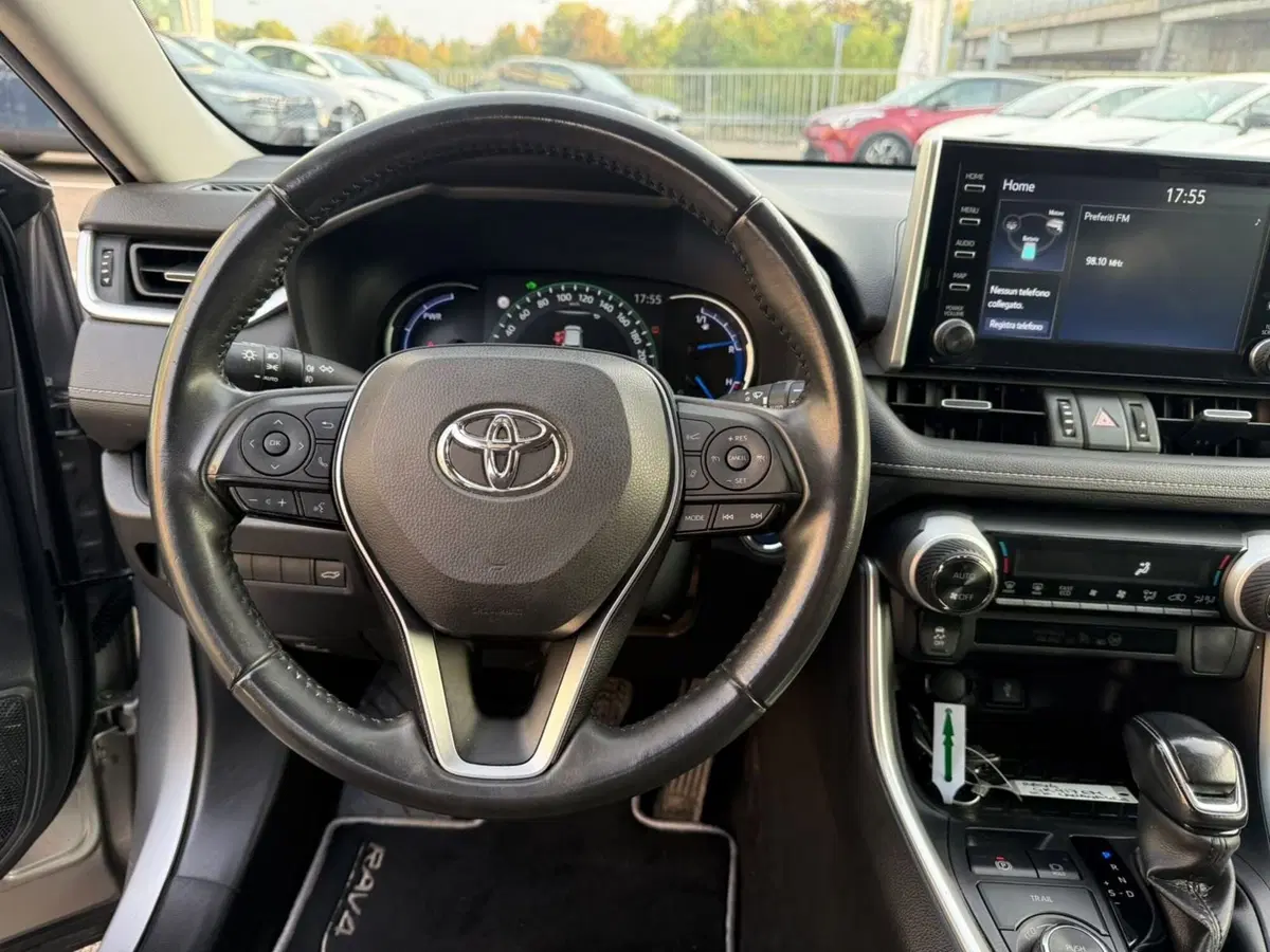 Toyota Rav4 usata a Piacenza (12)