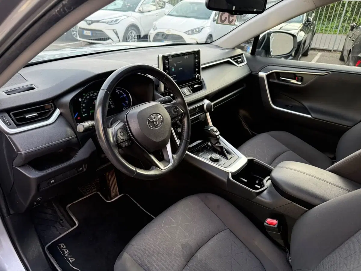 Toyota Rav4 usata a Piacenza (14)