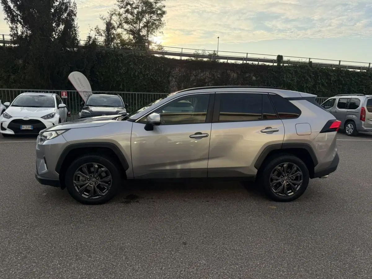Toyota Rav4 usata a Piacenza (3)