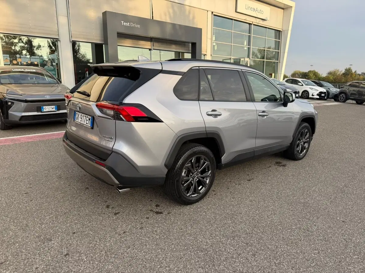 Toyota Rav4 usata a Piacenza (6)