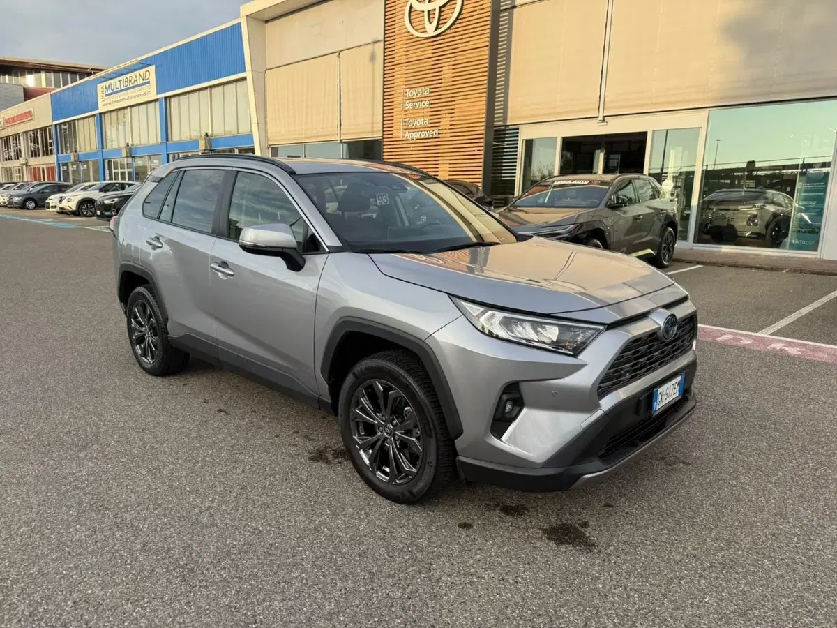 Toyota Rav4 usata a Piacenza (8)