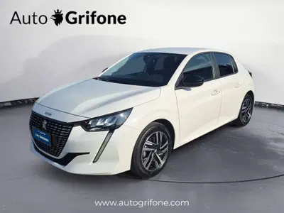 Peugeot 208 PureTech 100 Stop&Start EAT8 5 porte Active Pack del 2023 usata a Modena