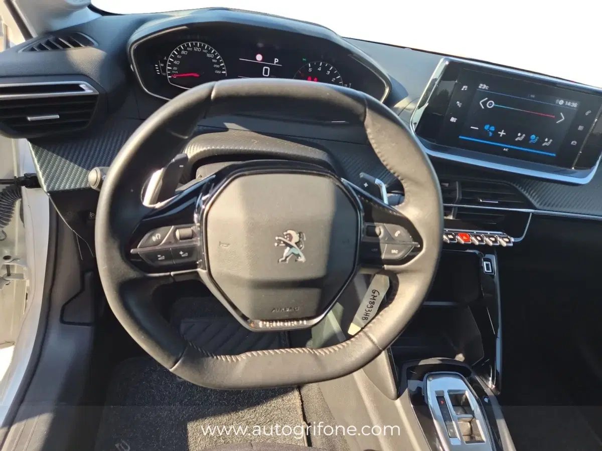 Peugeot 208 usata a Modena (12)