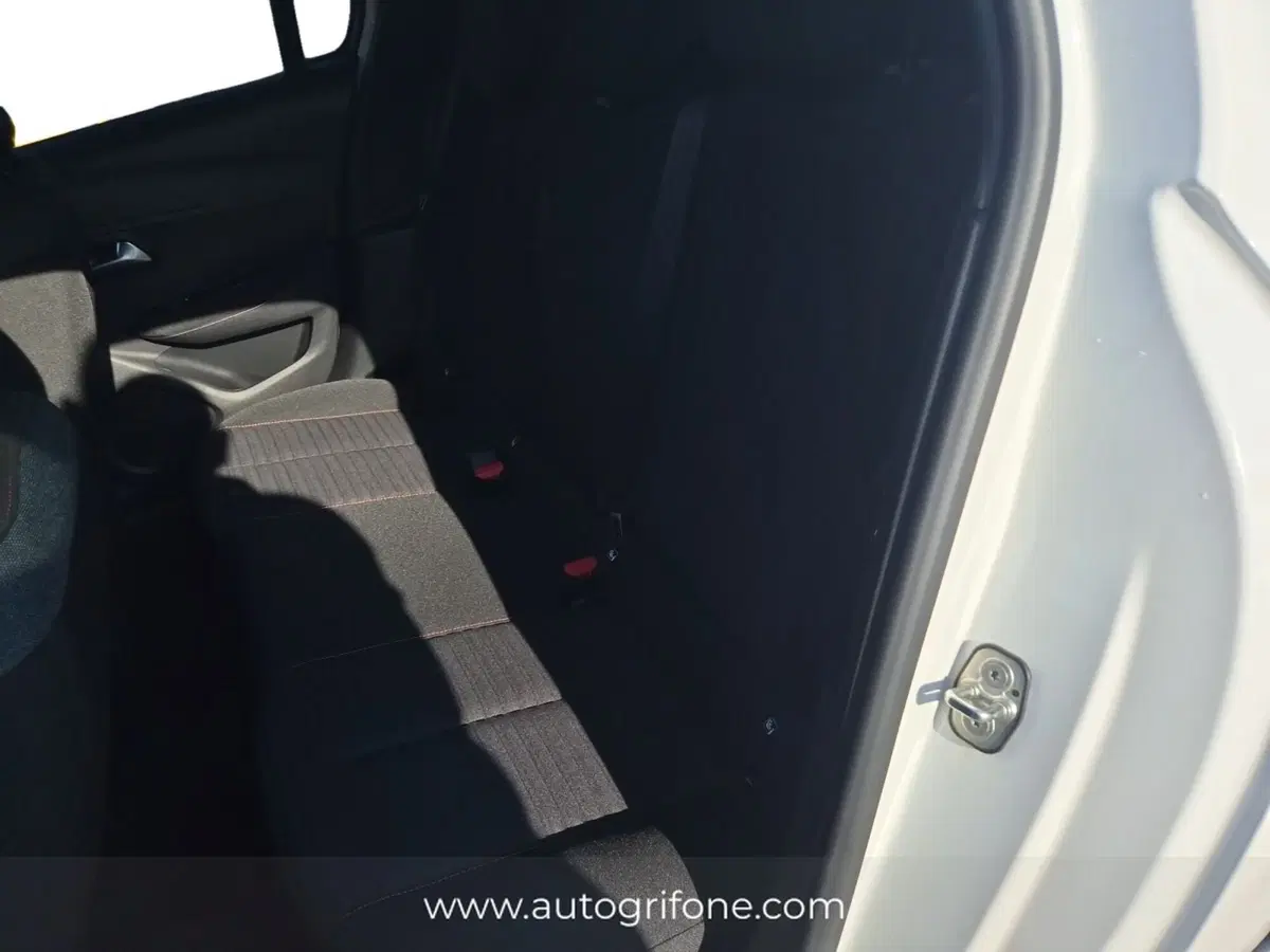 Peugeot 208 usata a Modena (13)