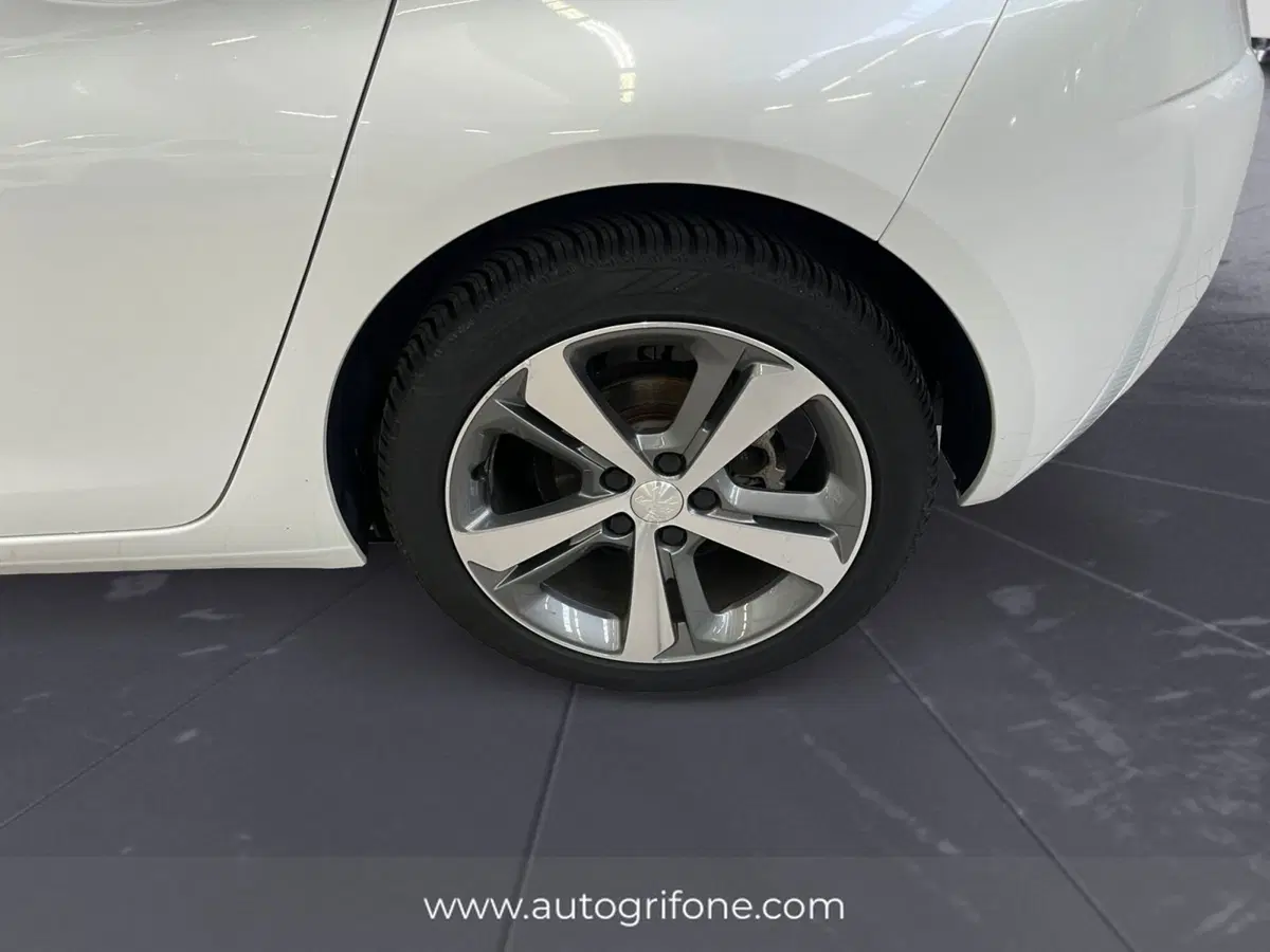 Peugeot 308 usata a Modena (14)