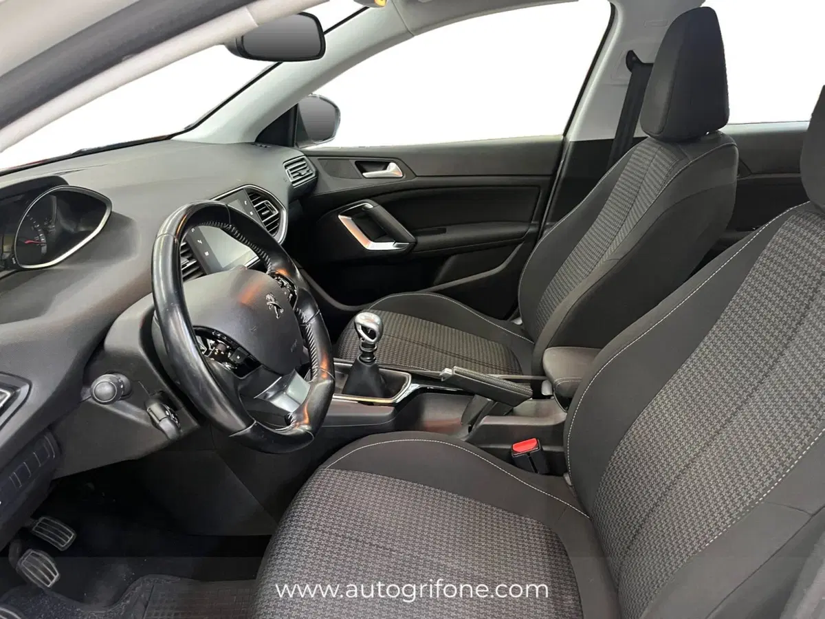 Peugeot 308 usata a Modena (9)
