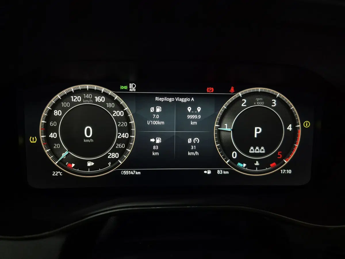Jaguar F-Pace usata a Torino (13)