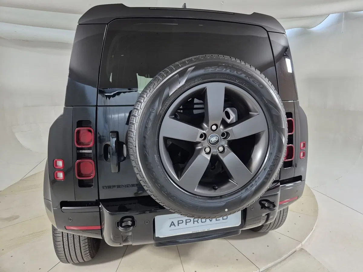 Land Rover Defender usata a Torino (18)