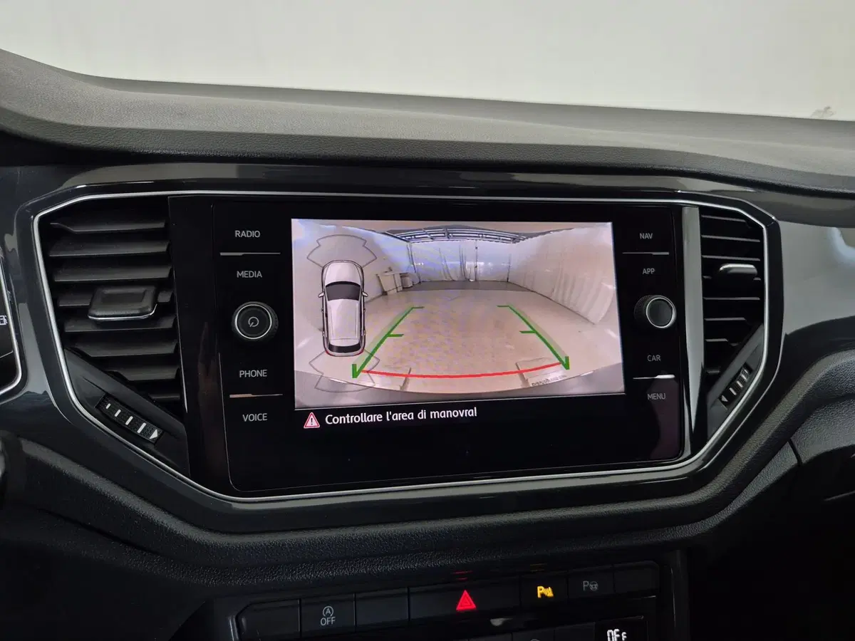 Volkswagen T-Roc usata a Torino (16)