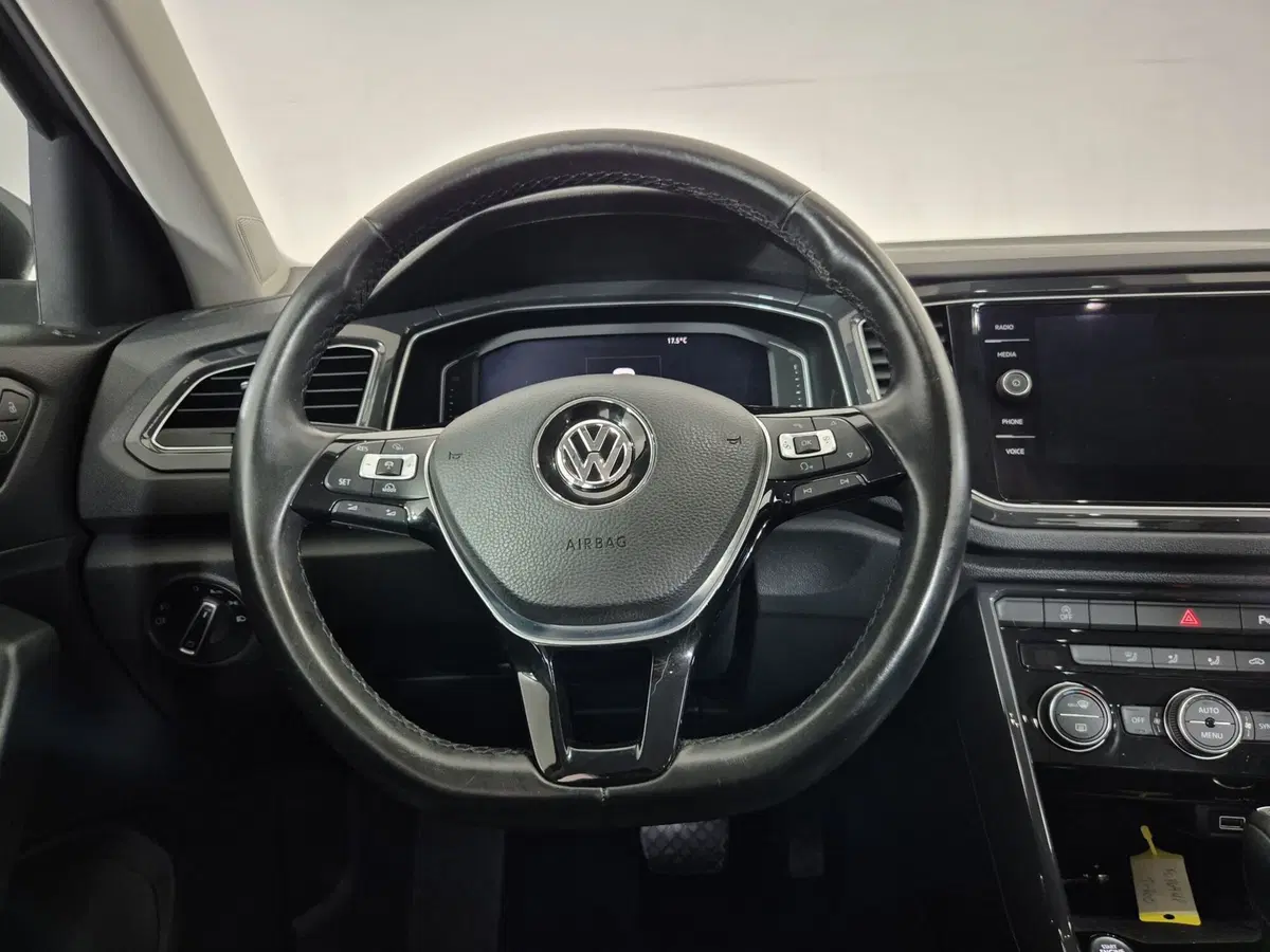 Volkswagen T-Roc usata a Torino (9)