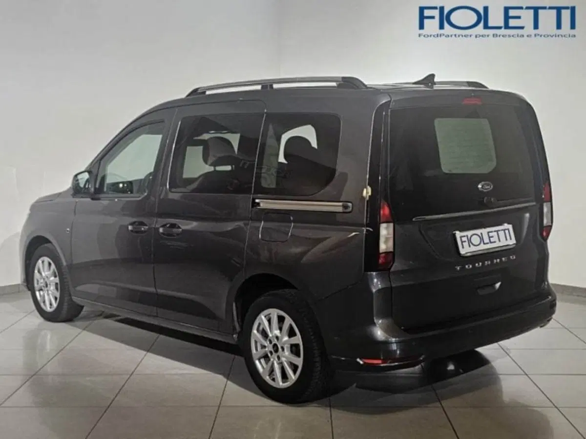 Ford Tourneo Connect usata a Brescia (2)