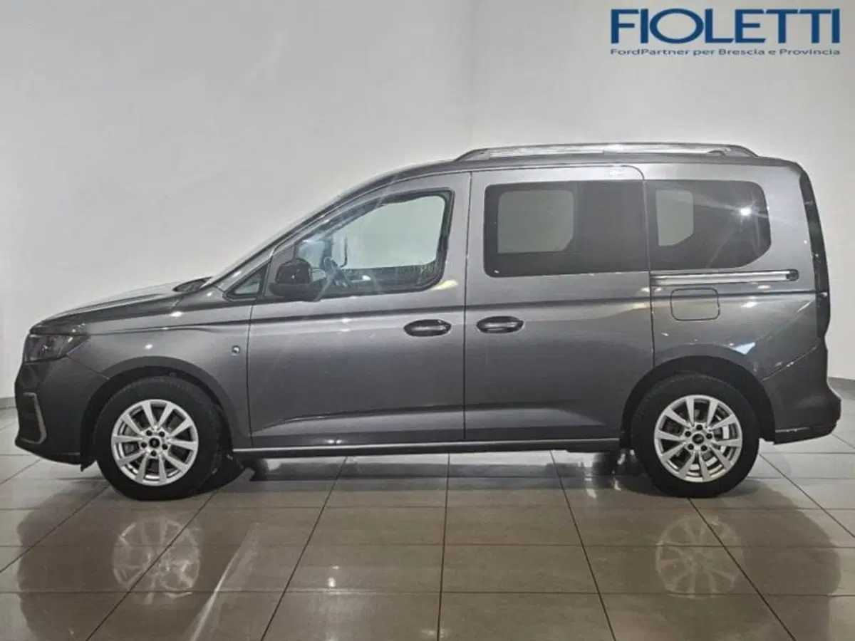 Ford Tourneo Connect usata a Brescia (4)