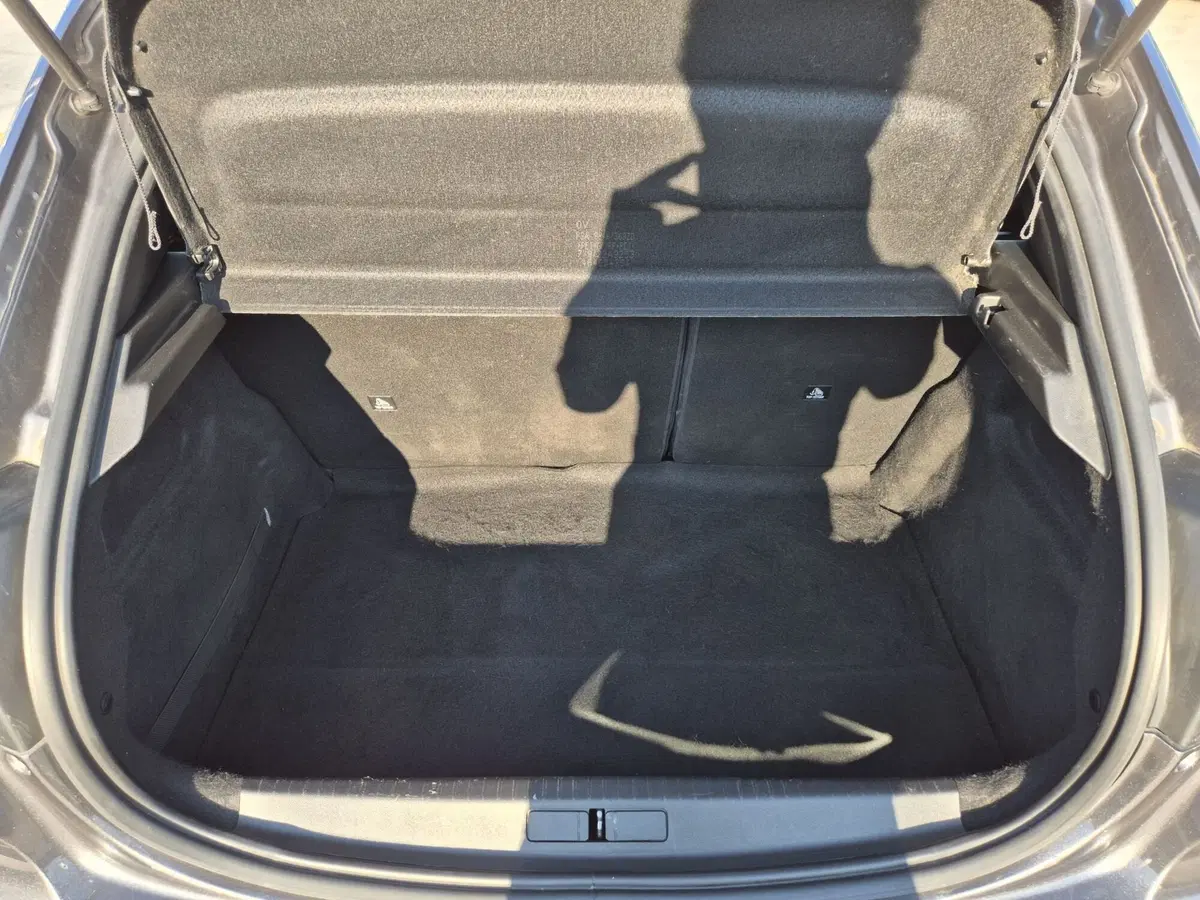 Peugeot 208 usata  (11)