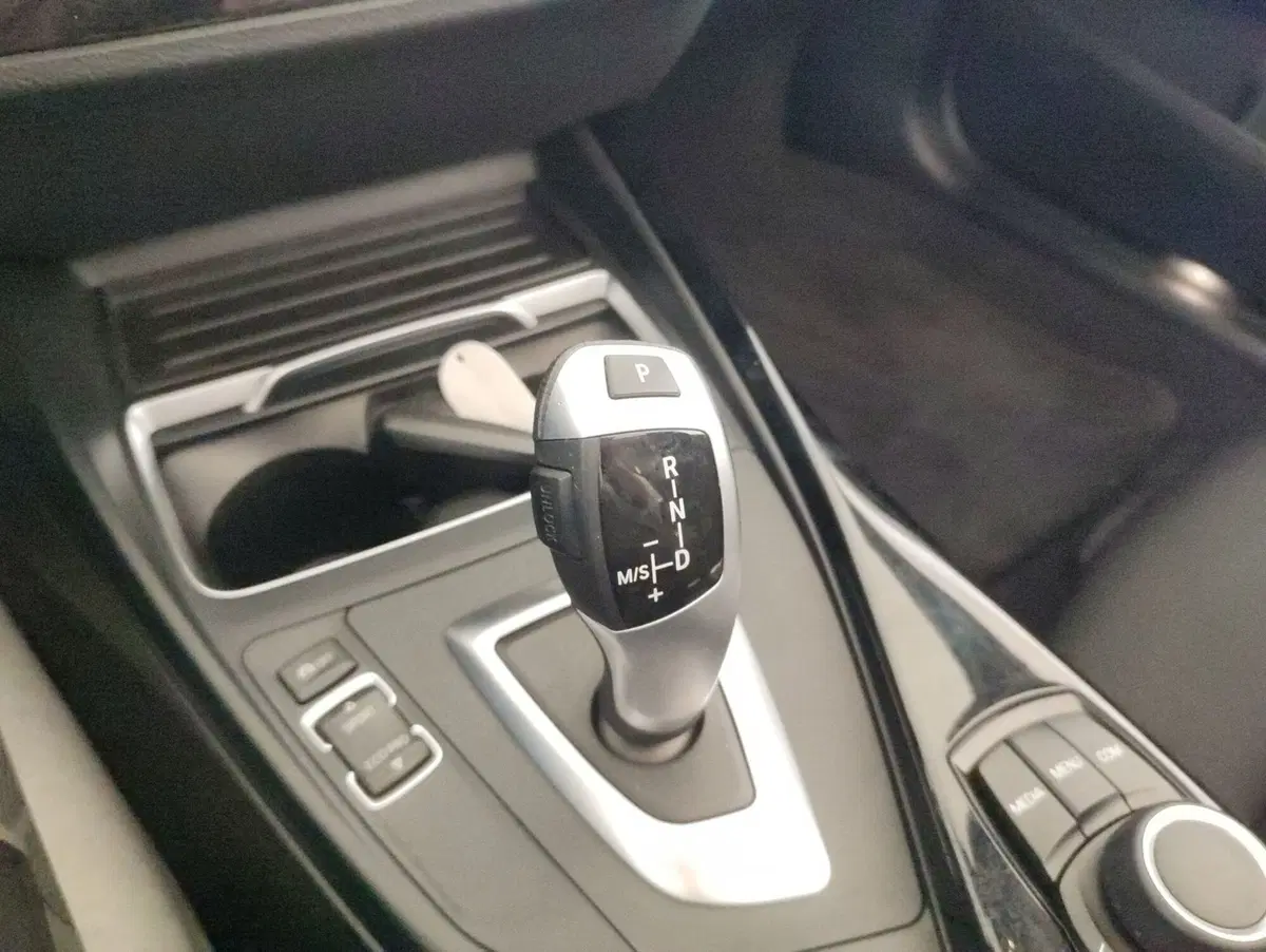 BMW Serie 2 Cabrio usata a Alessandria (9)