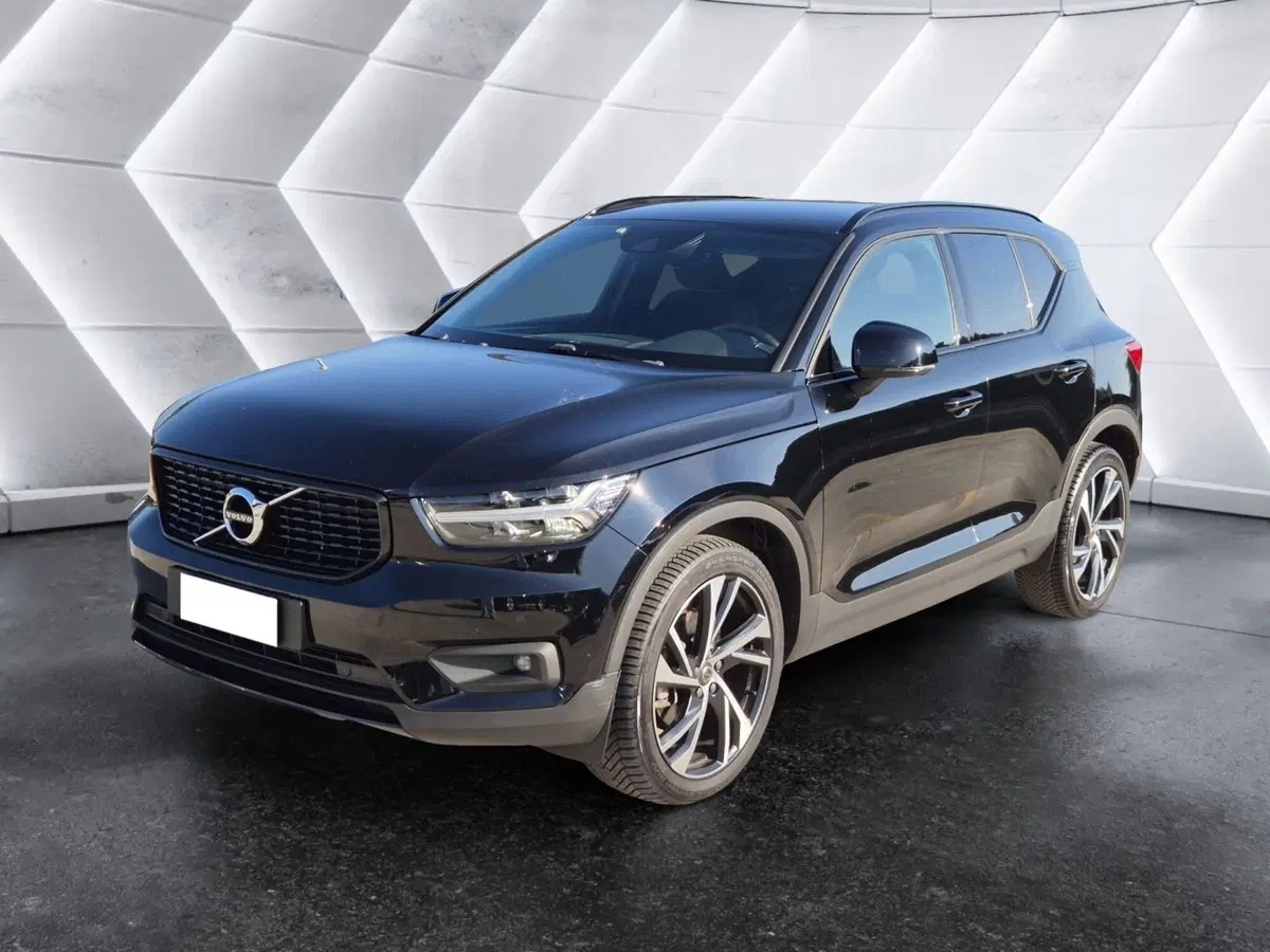 Volvo XC40 usata 