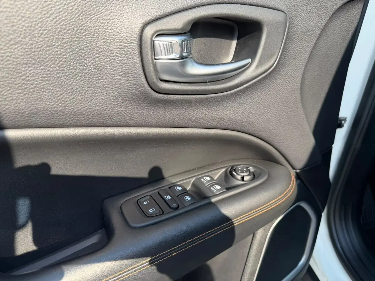 Jeep Compass usata a Belluno (15)