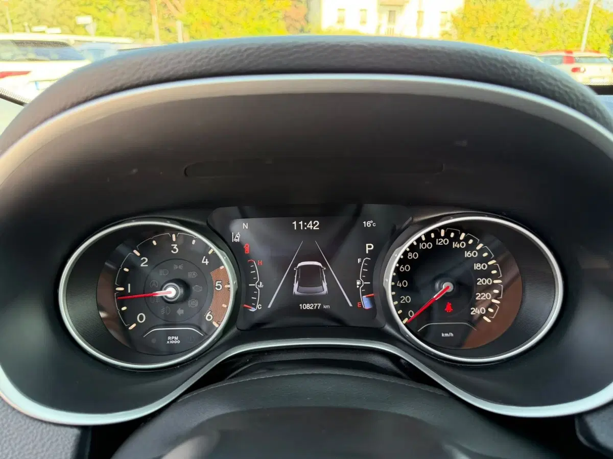 Jeep Compass usata a Belluno (18)