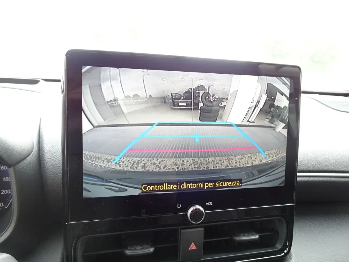 Toyota Yaris Cross nuova a Padova (19)