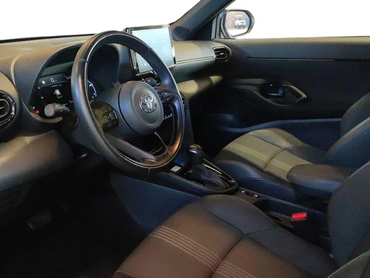 Toyota Yaris Cross usata a Milano (8)