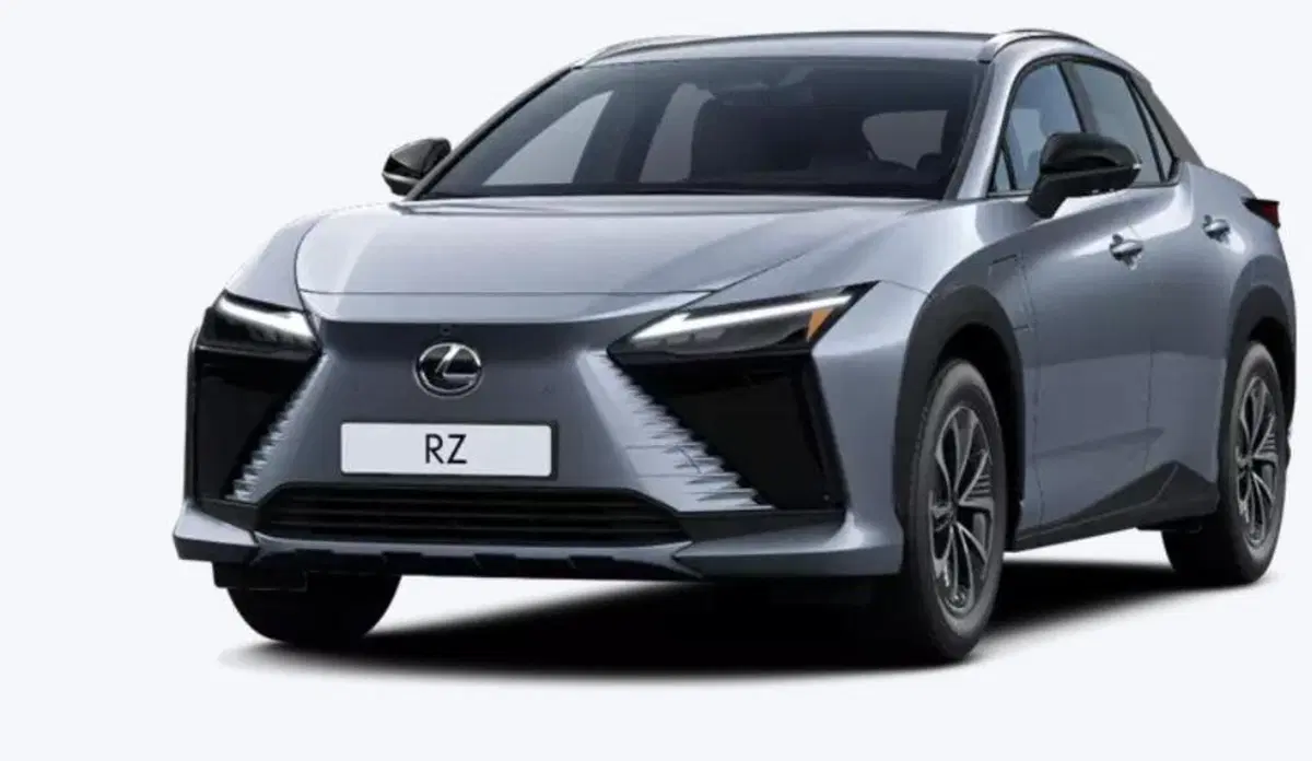 Lexus RZ nuova a Milano