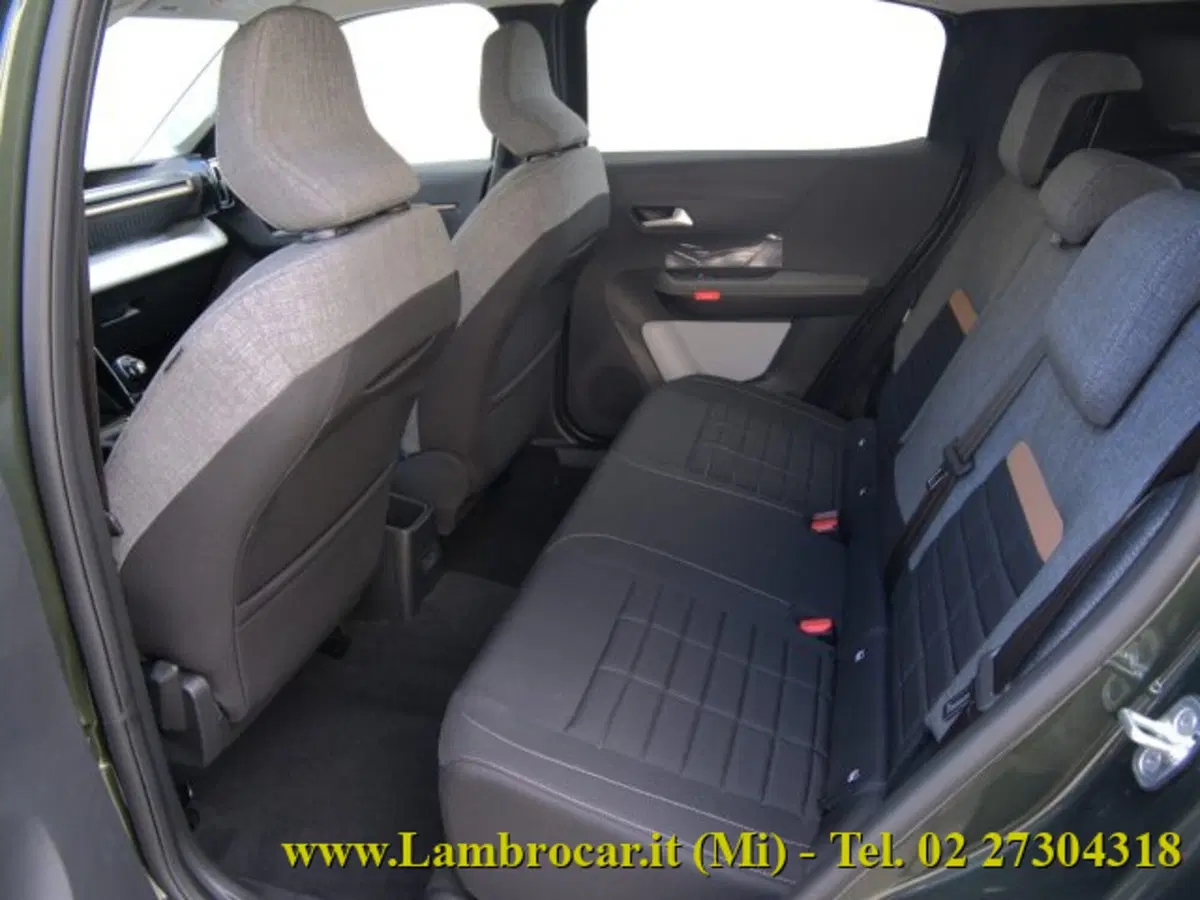 Citroen C3 Aircross nuova a Milano (5)