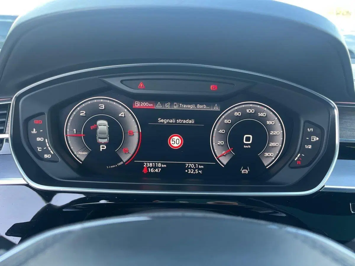 Audi A8 usata a Ferrara (16)
