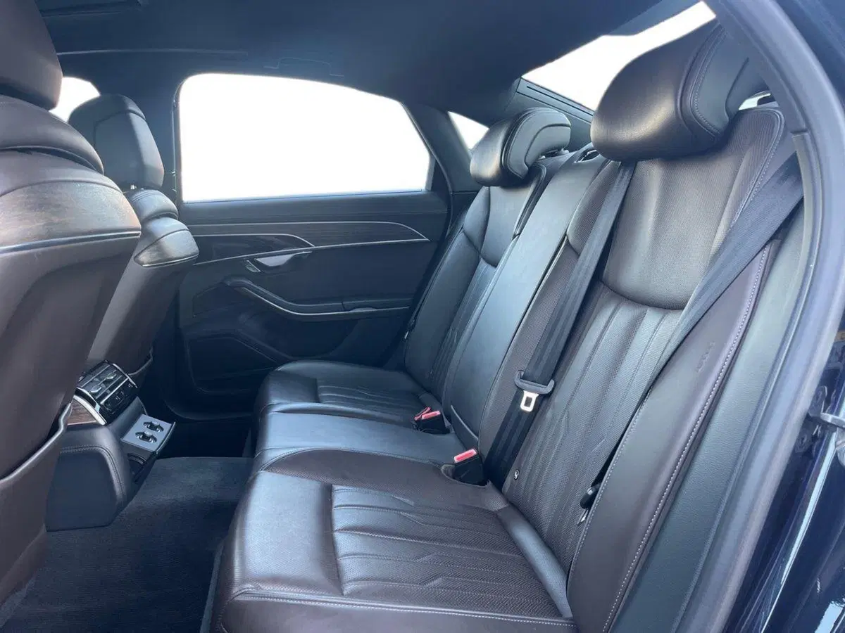 Audi A8 usata a Ferrara (6)