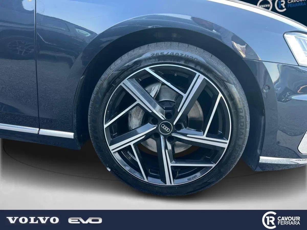 Audi A8 usata a Ferrara (9)