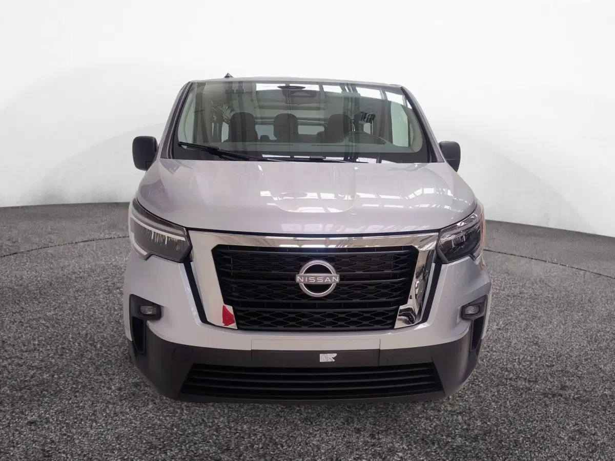 Nissan Primastar nuova a Bologna (2)