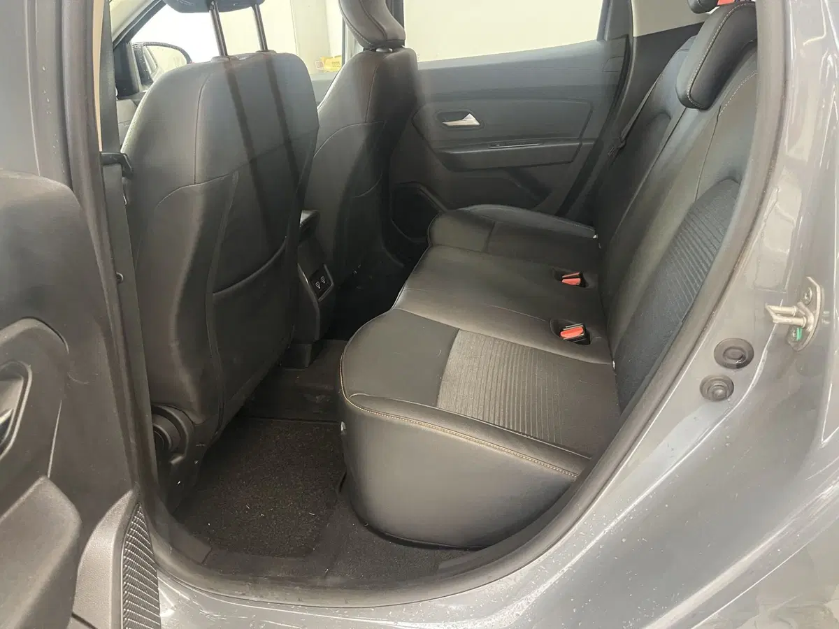 Dacia Duster usata a Bologna (10)