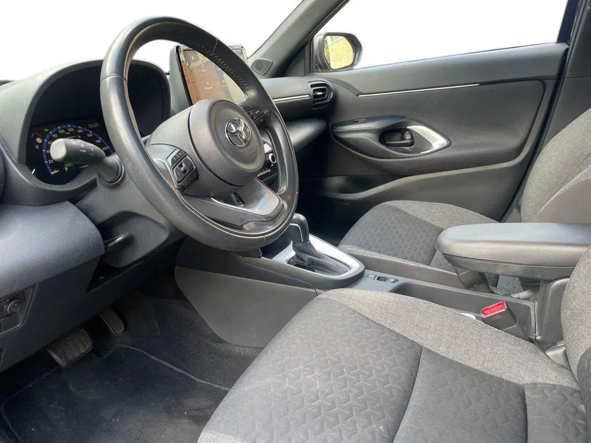 Toyota Yaris Cross usata a Bologna (8)