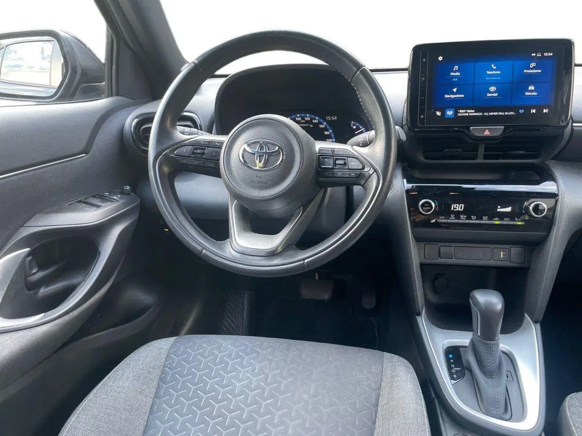 Toyota Yaris Cross usata a Bologna (9)