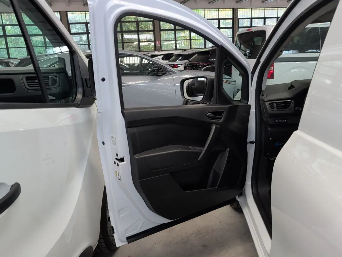 Nissan Townstar nuova a Bologna (6)