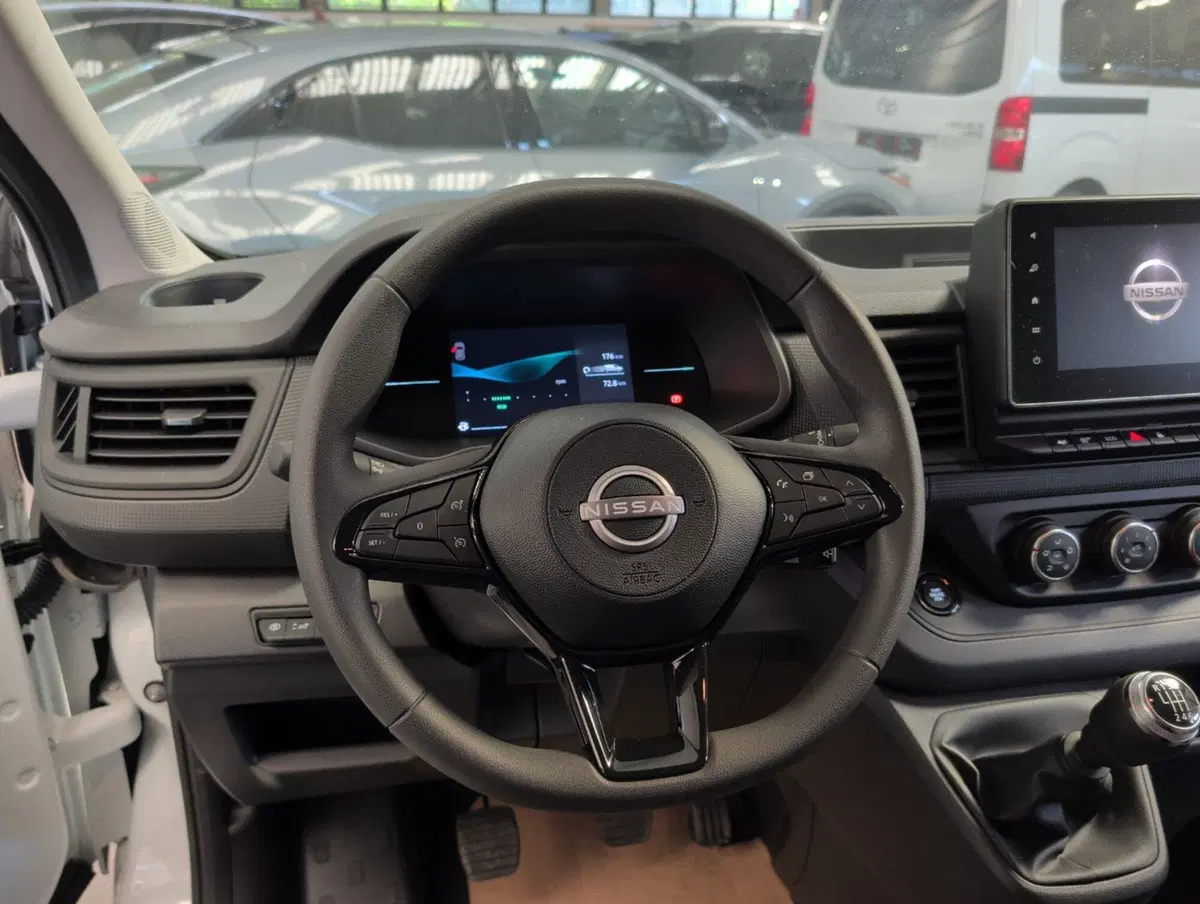 Nissan Primastar Furgone nuova a Bologna (6)