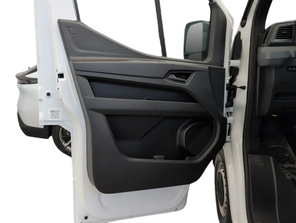 Nissan Interstar Furgone nuova a Bologna (2)