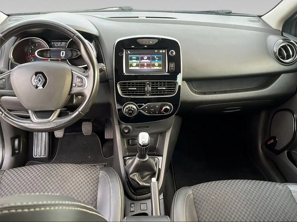Renault Clio usata a Firenze (11)