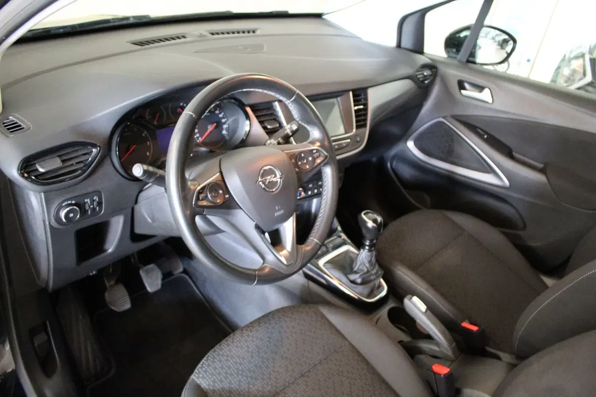 Opel Crossland usata a Cremona (8)
