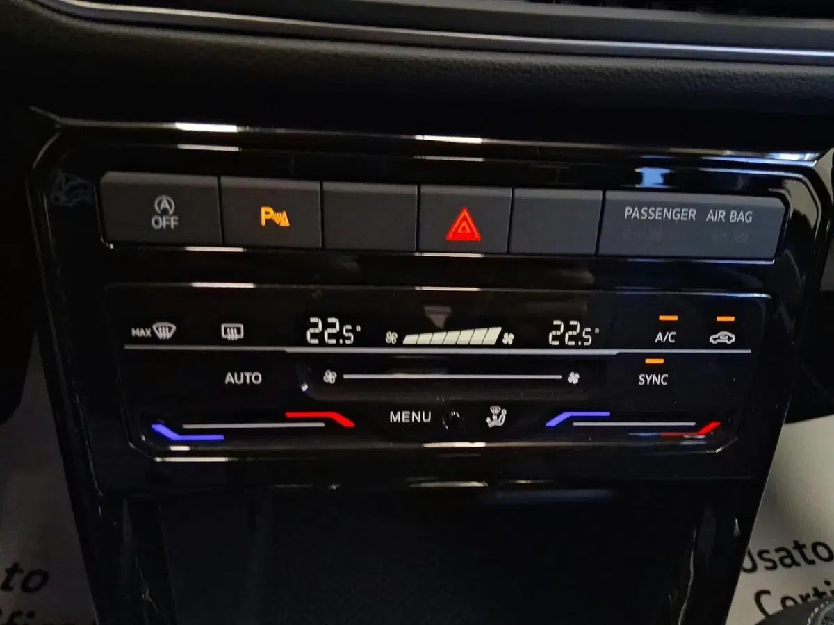 Volkswagen T-Cross usata a Bologna (17)