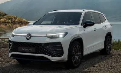 Volkswagen Tayron 2.0 tdi R-Line 150cv dsg 7p.ti nuova a Bologna