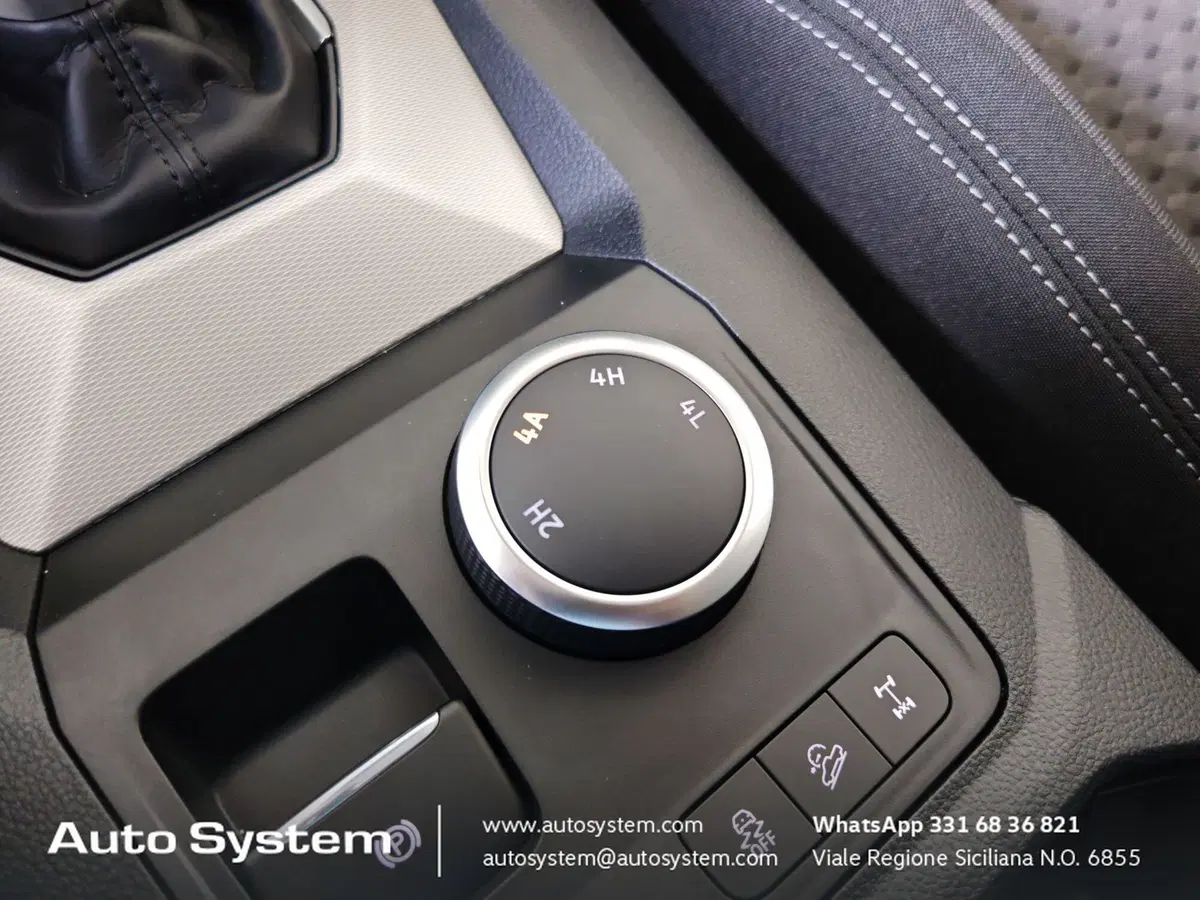 Volkswagen Amarok nuova a Palermo (17)