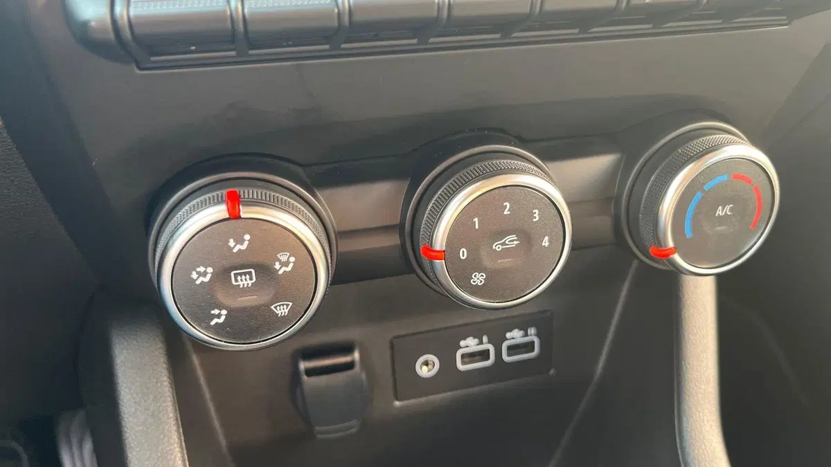 Renault Clio usata a Parma (11)