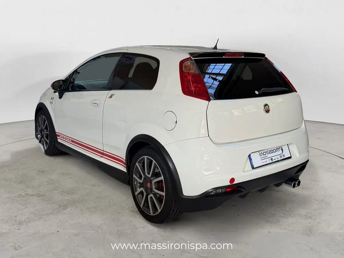 Abarth Grande Punto usata a Milano (4)