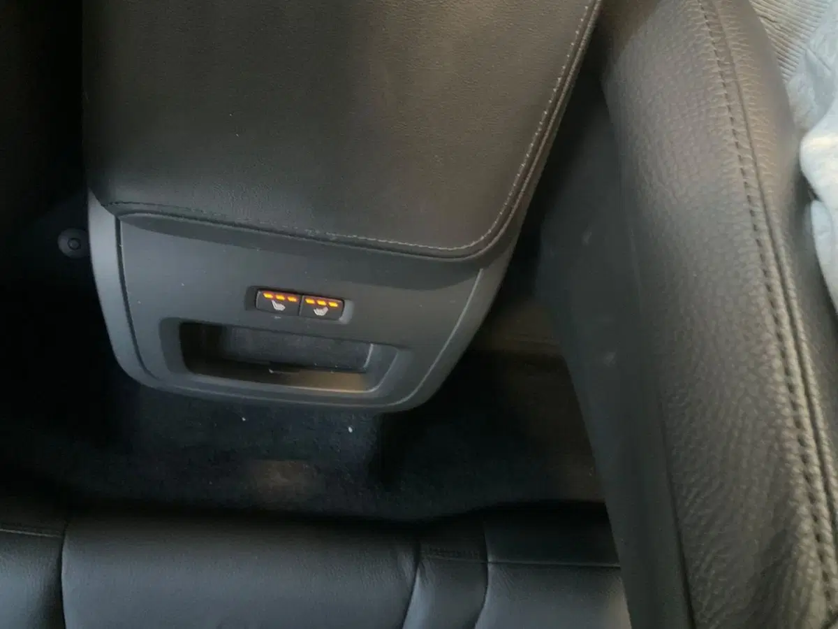 Volvo V60 Cross Country usata a Como (12)