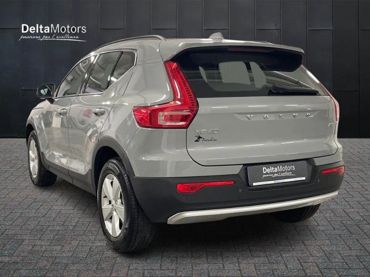 Volvo XC40 usata a Macerata (3)