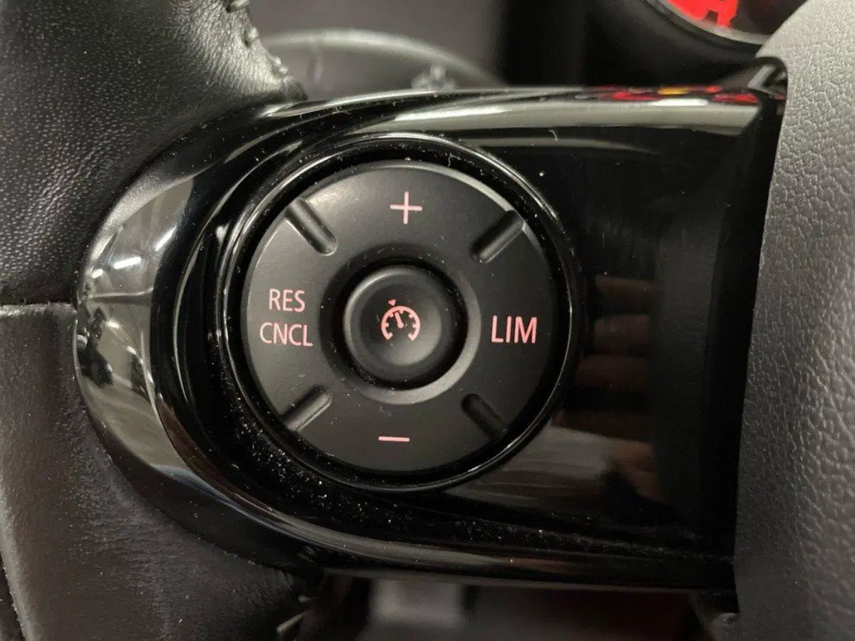 MINI Mini Countryman usata a Macerata (15)