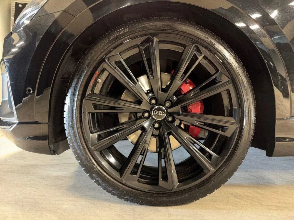 Audi Q8 usata a Macerata (7)