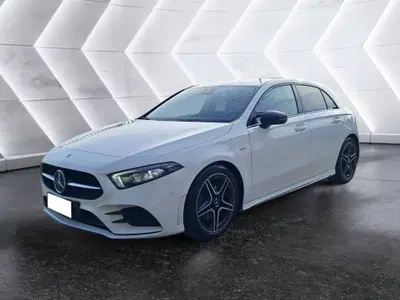 Mercedes-Benz Classe A 180 d Premium del 2021 usata a Salerno